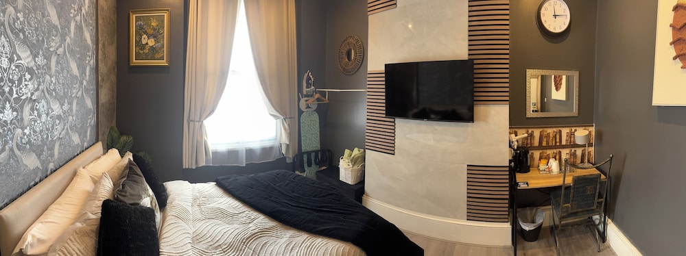 Aimi Residence