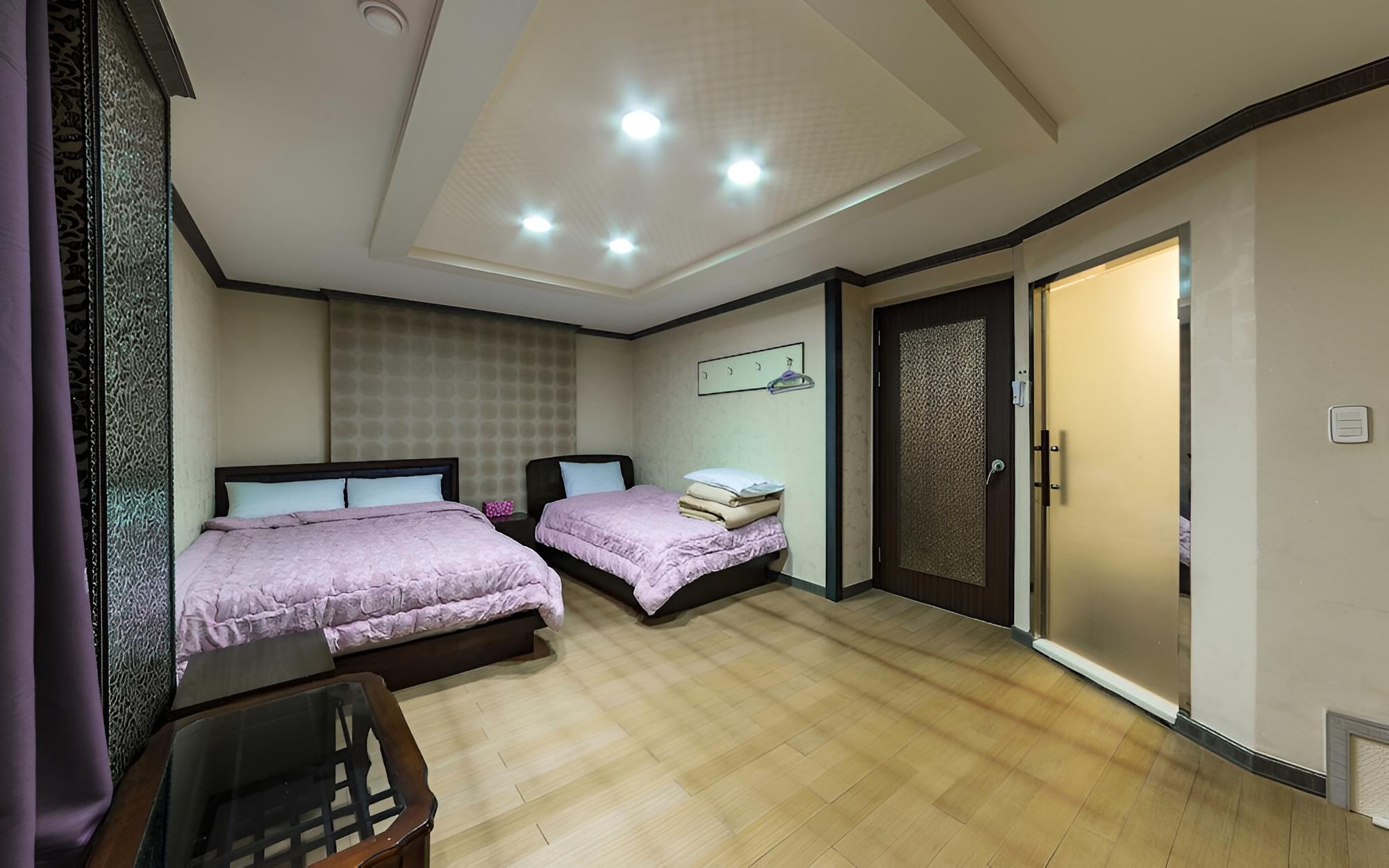 Inje Inje Hotel view 2