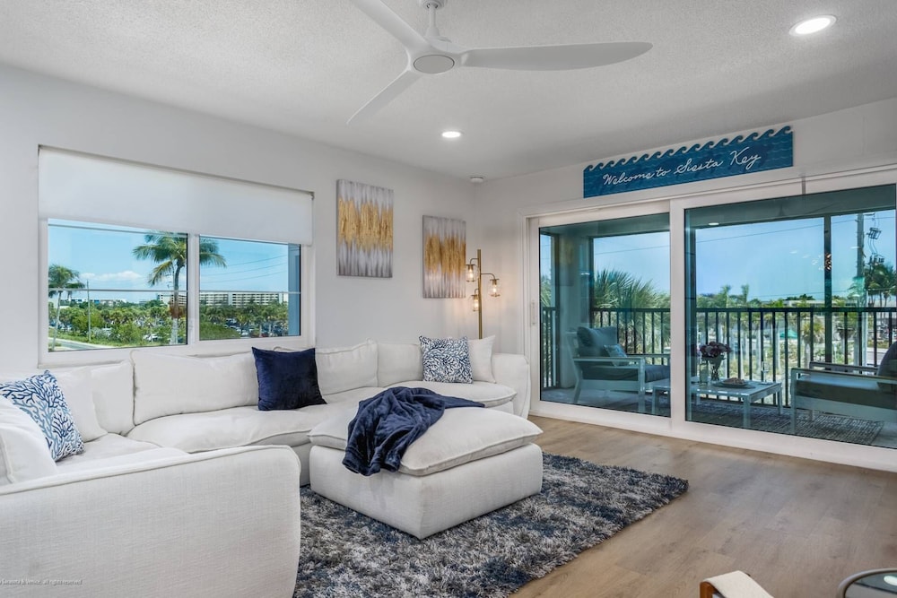 Beach Way With Ocean Views