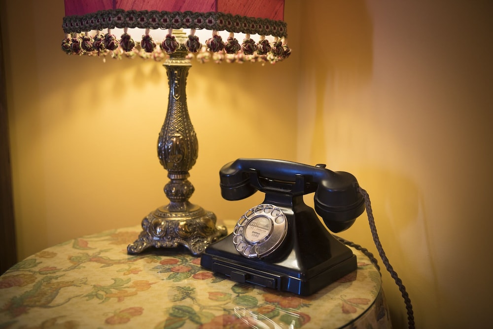 Copps Castle Bed & Breakfast