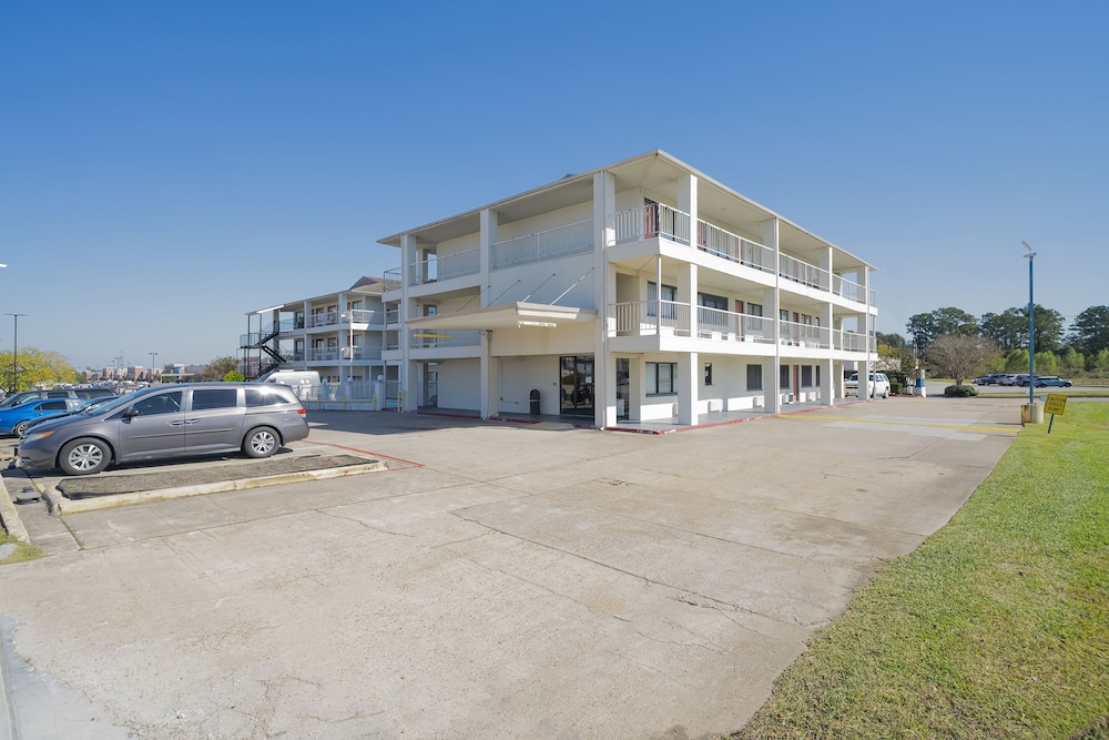 Americas Best Value Inn & Suites Humble