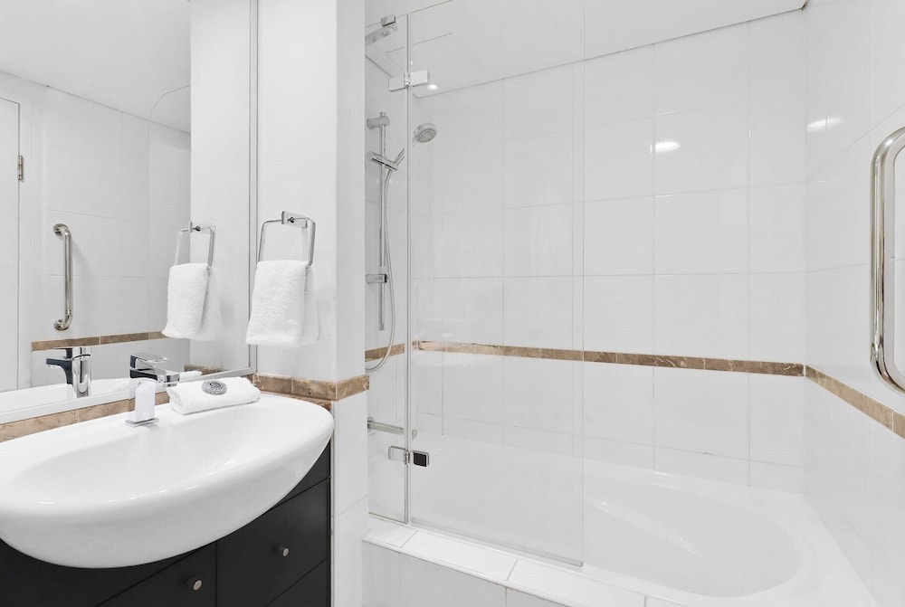 Kozyguru | Haymarket | 2 Bedroom Apartments On George St