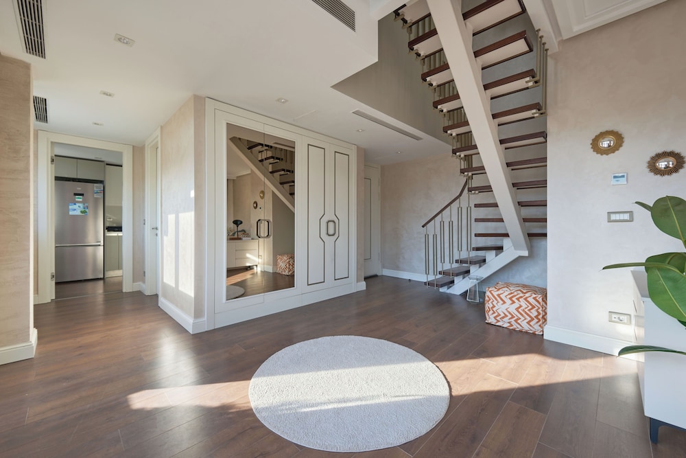 Taksim 360 Lagirio Residence