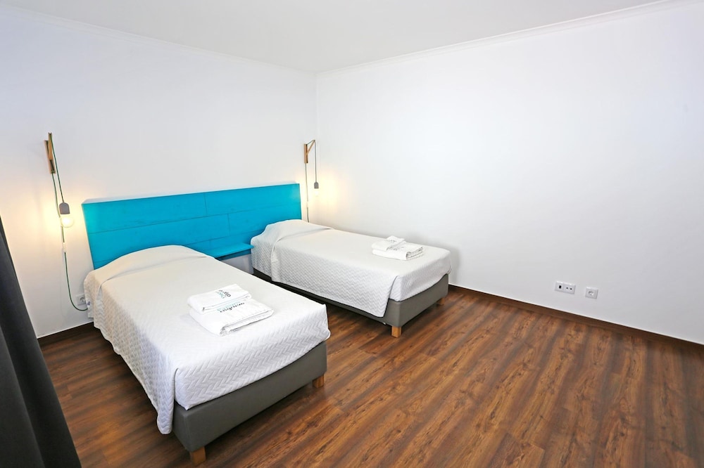 D13 - Eiras Velhas Holiday House in Alm Dena