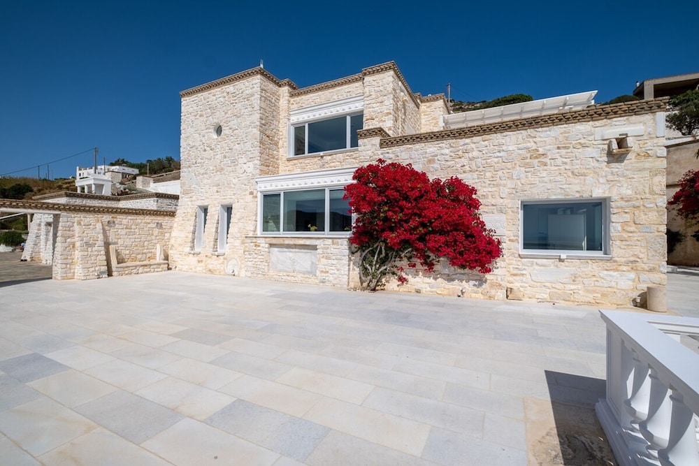 Luxury Villa Aethra -island Living Paros-