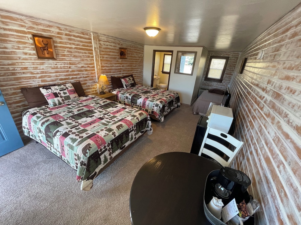 El Rancho Motel
