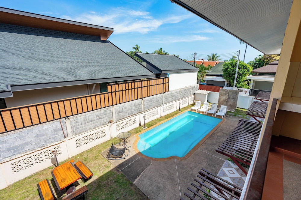 Chernin Apartment Suites
