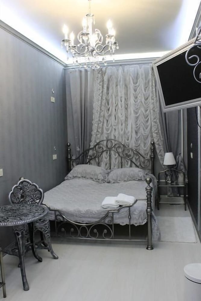 VIP Guest House Nevsky - Hostel