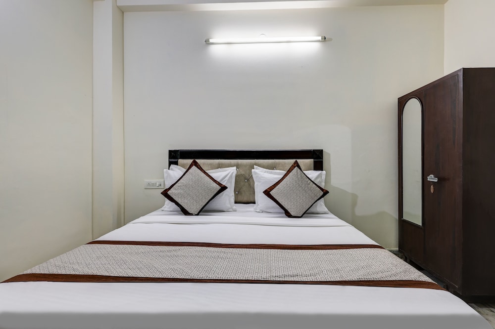 Hotel Sunshine By The Premium Villa