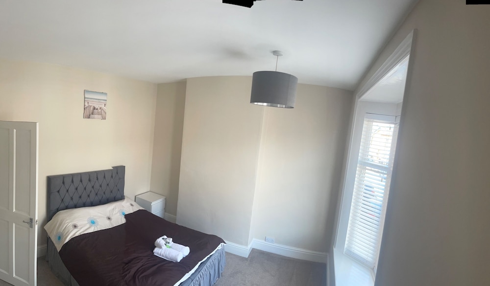Leicester Retreat - Charming 2 Bedroom House