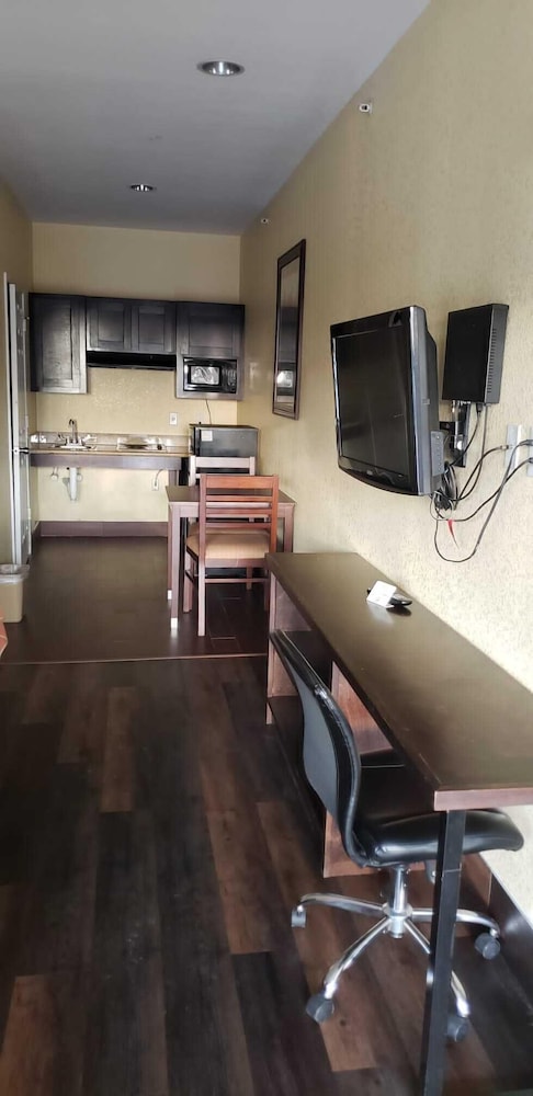 Highlands Suites