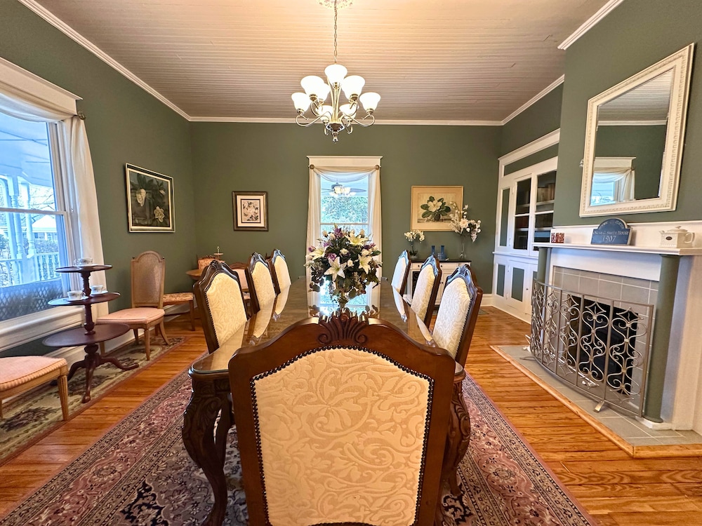 Magnolia Inn