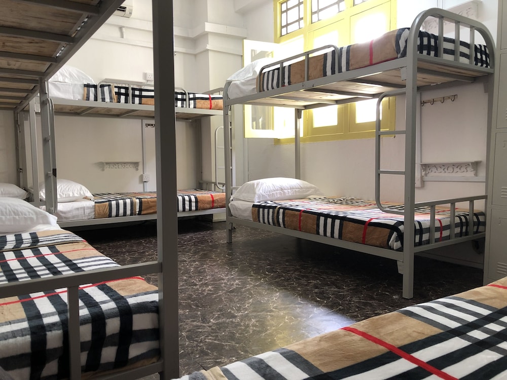 OSS Backpackers Hostel