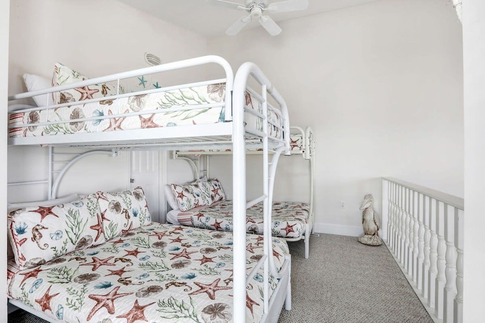 Camp David 4 4 Pool Beach Views Sleeps 16