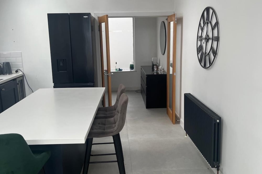 Seaside Escape Cottage in Paignton
