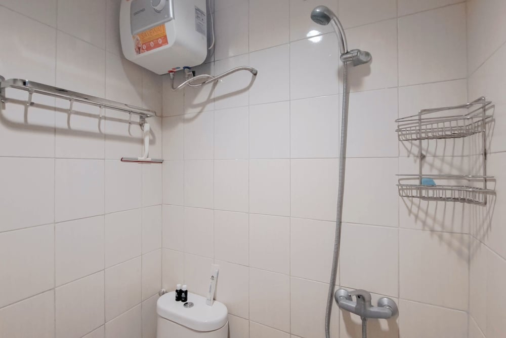 Modern And Comfy 2Br Apartment Mekarwangi Square Cibaduyut