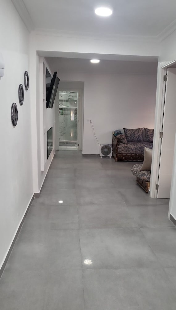 Sunny Gandia Apartment With 2 Bedrooms