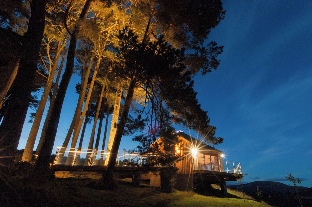 Dalnoid Cottages & Treehouses