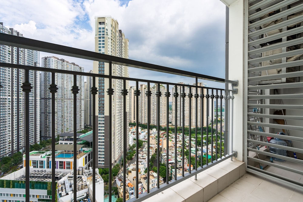 Sens House Saigon – Serviced Apartments in Vinhomes Central Park