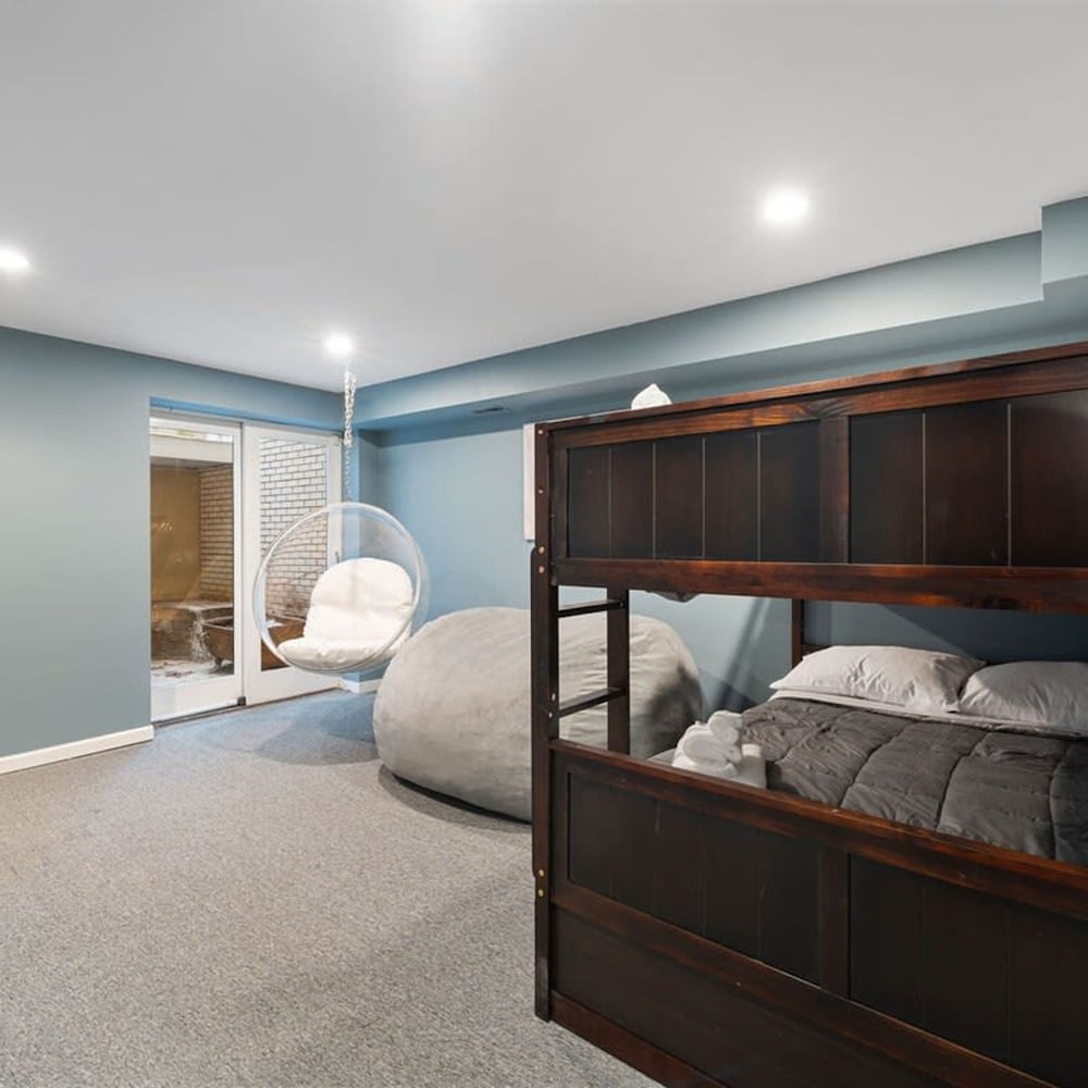 5BR 5BA Architectural Estate-theatre Gym Rooftop