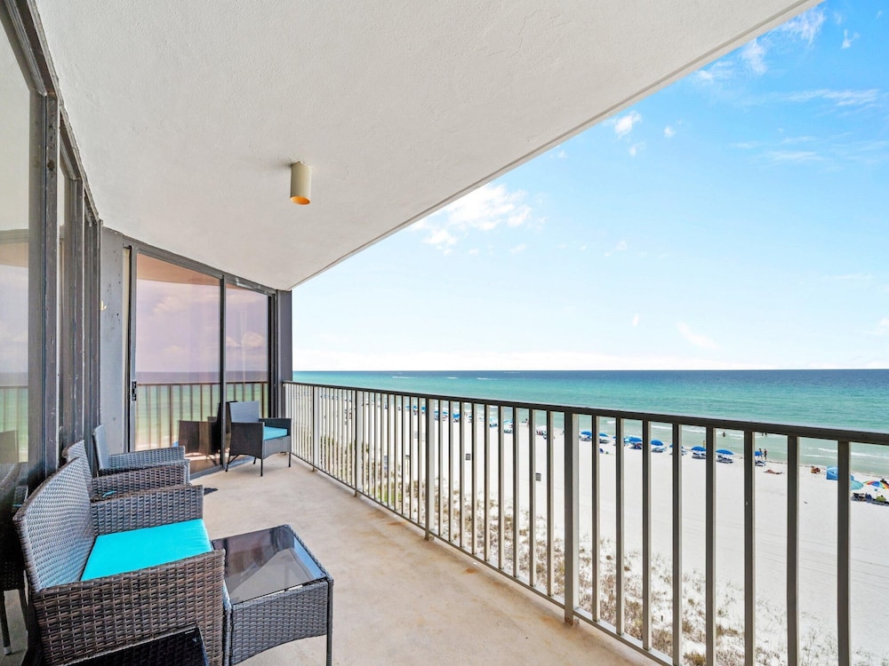 Windward 408 at Edgewater