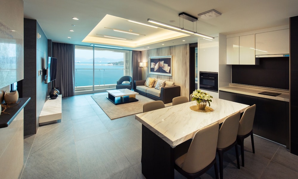Venezia Hotel and Suite 59