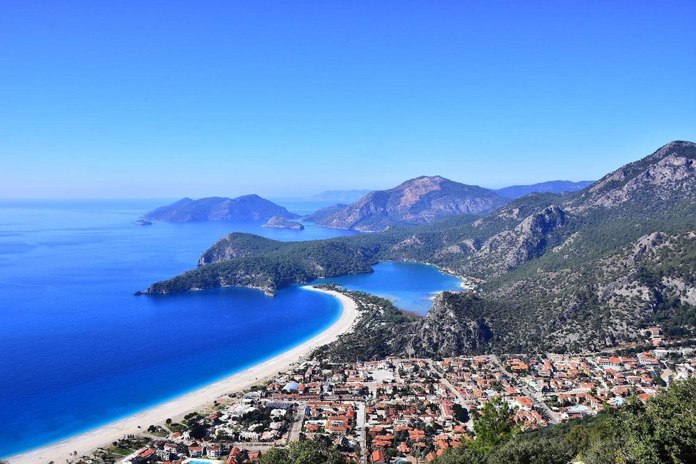 Four Seasons Villa in Oludeniz
