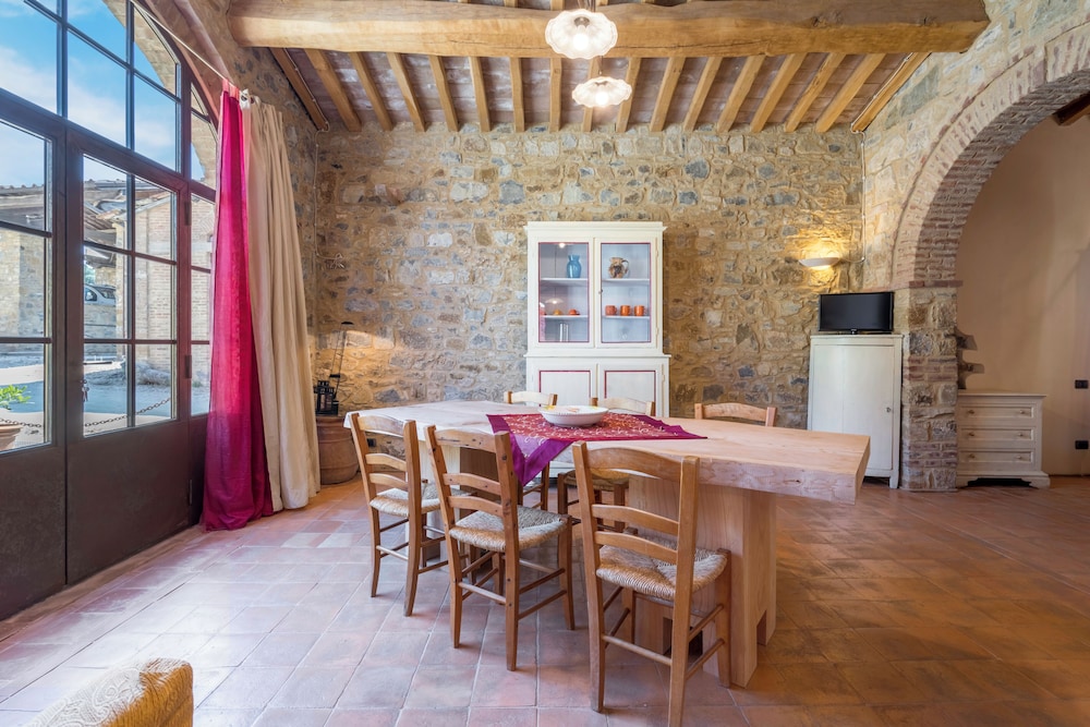Le Fonti Apartments With Ac Near Siena