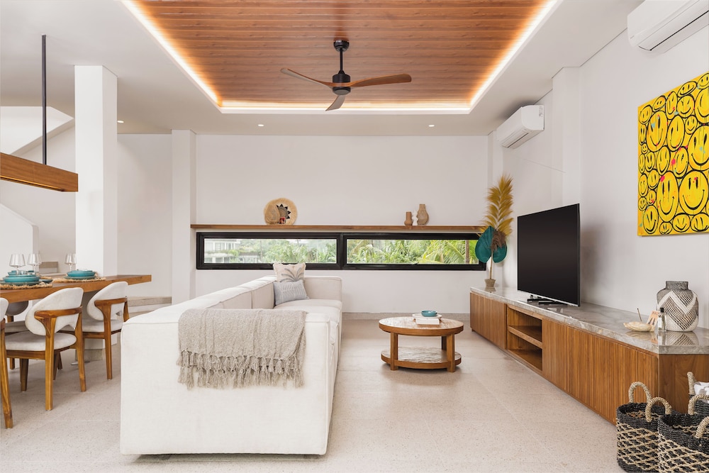 The Bali Manor Collection