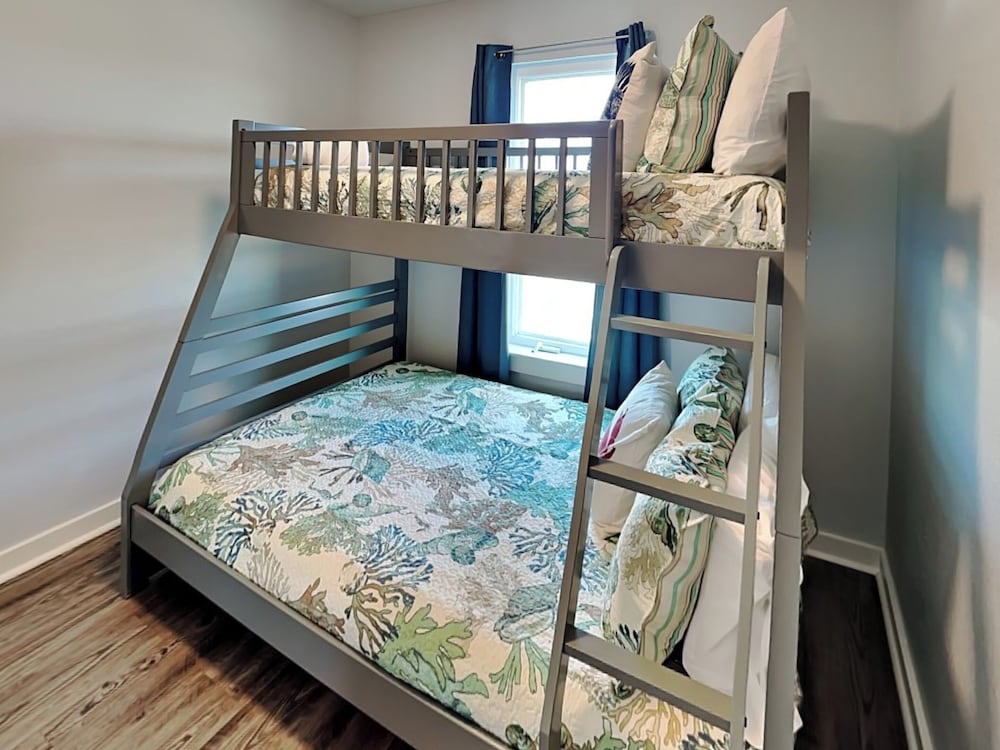 Aransas Bay Getaway by Miss Kitty’s
