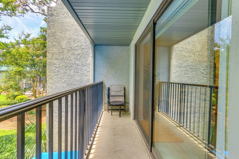 Steps to Beach & Pool: Hilton Head Island Condo!
