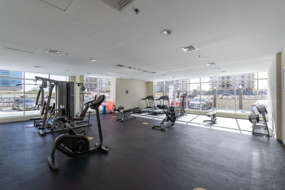 Calm Studio Apartment Right by the Golf Courses in Sports City