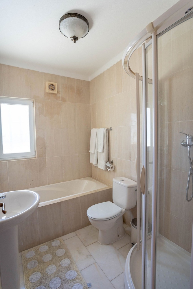 Spindler Luxury rooms by DuHomes