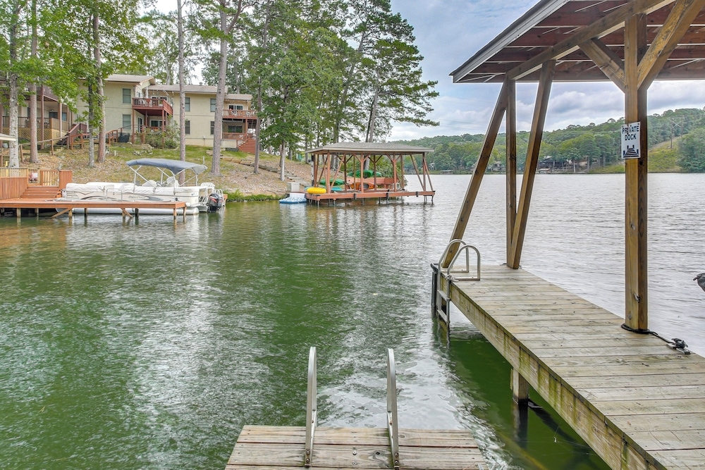 Lake Desoto Townhome: Swim Dock, Pets Welcome!
