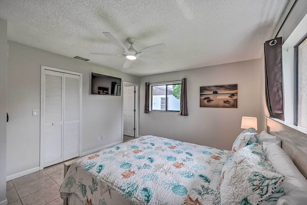 Pet-friendly Cape Coral Escape by Bike Trails - Property Image 26