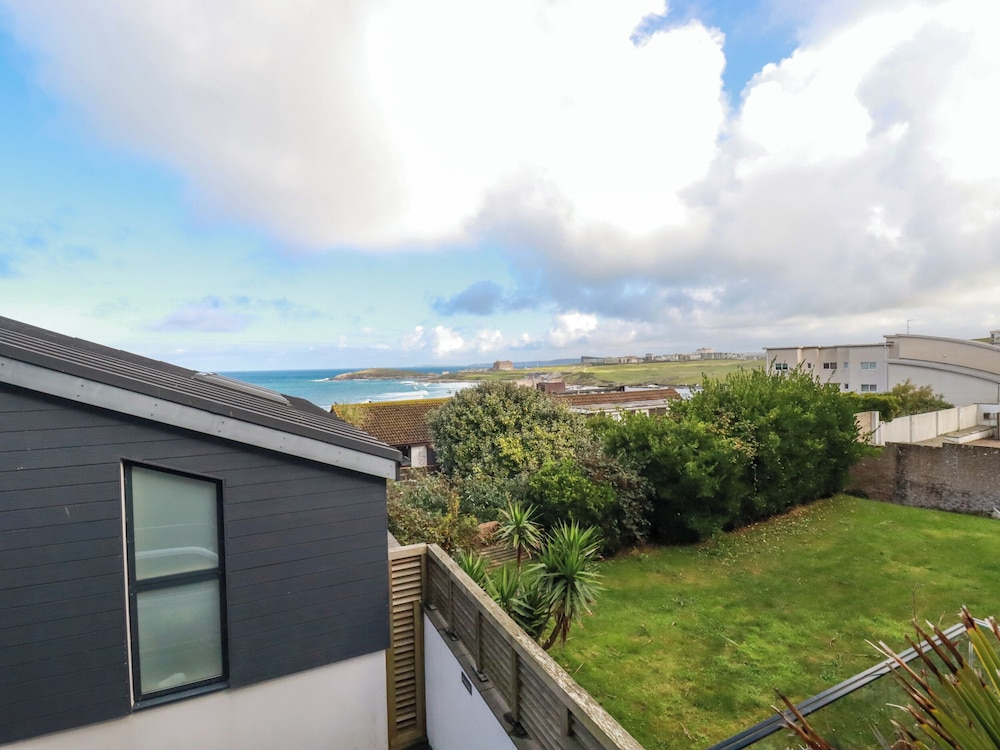 Fistral Tide