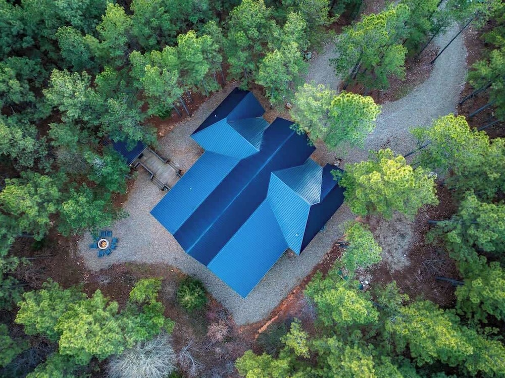 CABIN - Near BLACK MOUNTAIn