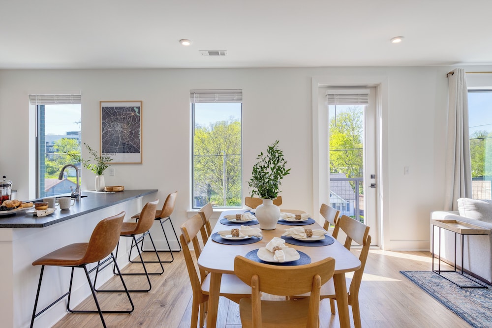 The Heights by AvantStay – Modern Condo Minutes from Broadway