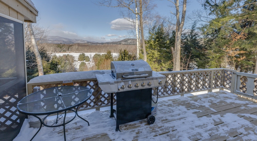Scenic White Mountains Retreat 4 Bedroom Home
