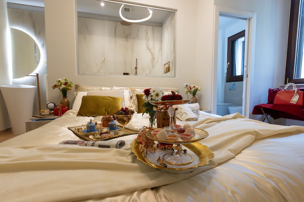 Rosam Via Veneto 15 min Walk From Spanish Steps