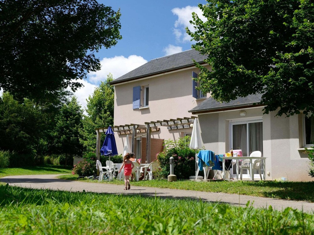 Apartment in Rignac Near Lake Peyrade view 4