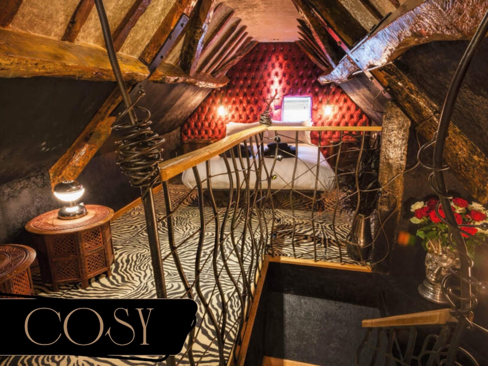 Oxford Vacations - Crazy Bear Hotel-Stadhampton - Property Image 35