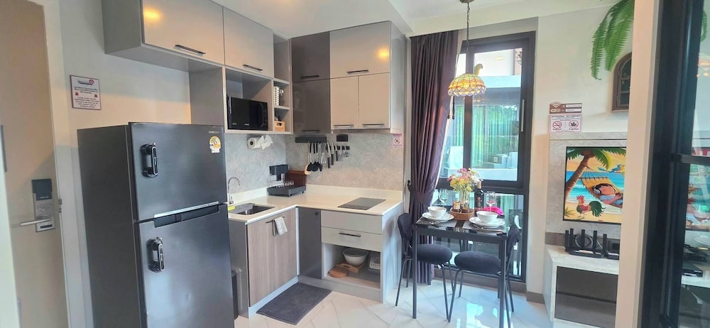 A202 - One Bedroom Partial Seaview Serviced Apartment, Ao Nang Beach