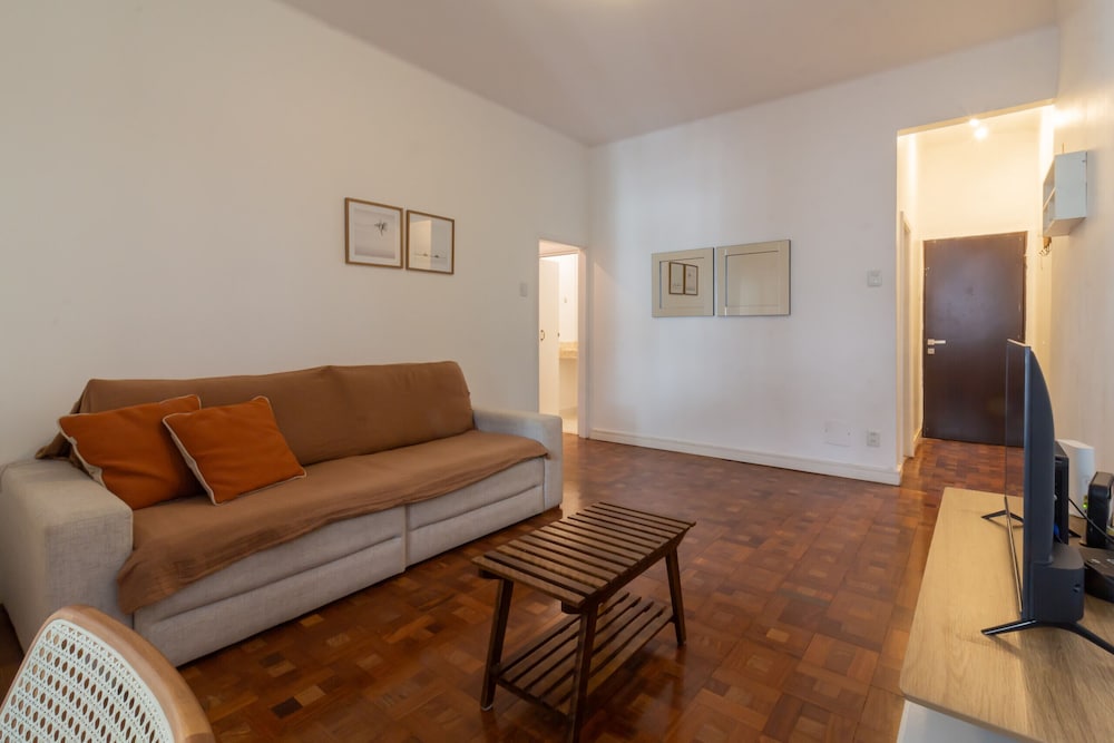 2 Minutes From Copacabana Beach D302