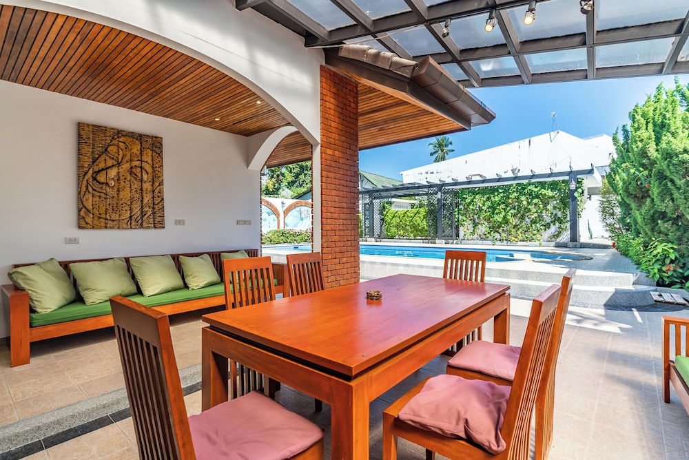 Villa Andre By Villacarte