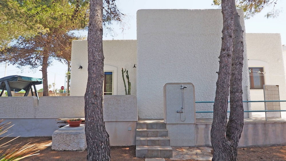 Villa Marechiaro 50 m From the sea 3 Bedrooms 2 Bathrooms