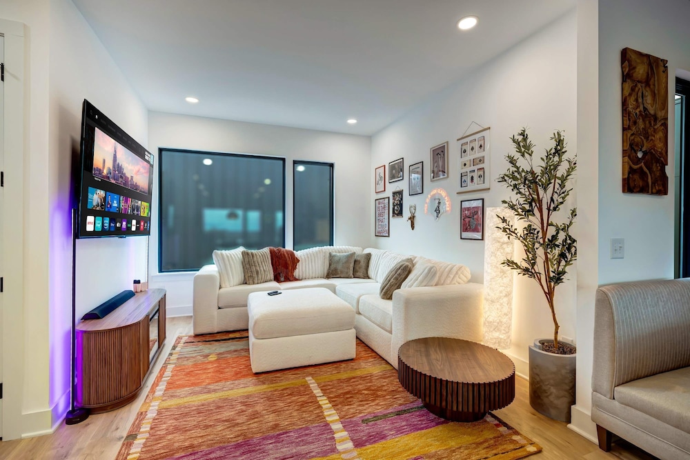 4 Rooftop Decks 4 Hot Tubs Game Rooms Sauna