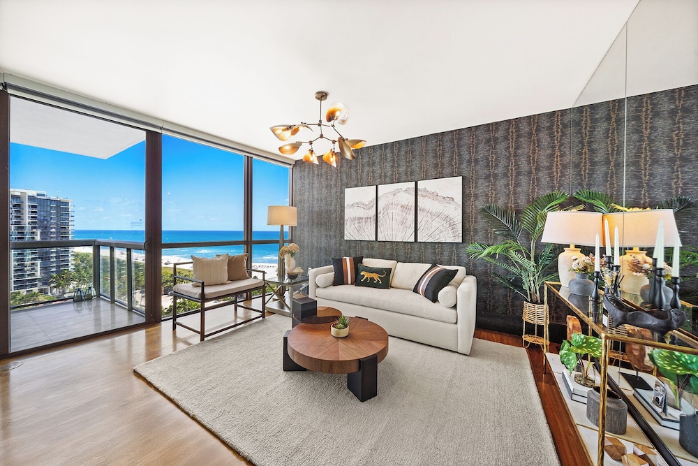 Luxury Vacation Rentals at The Setai by LRMB
