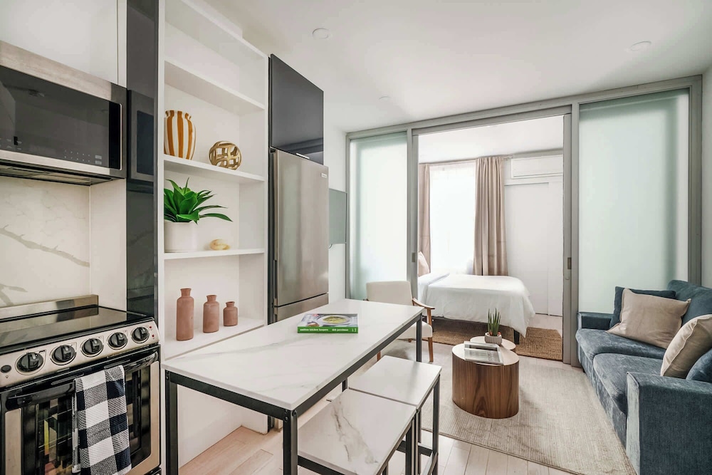 317 UES Apartments