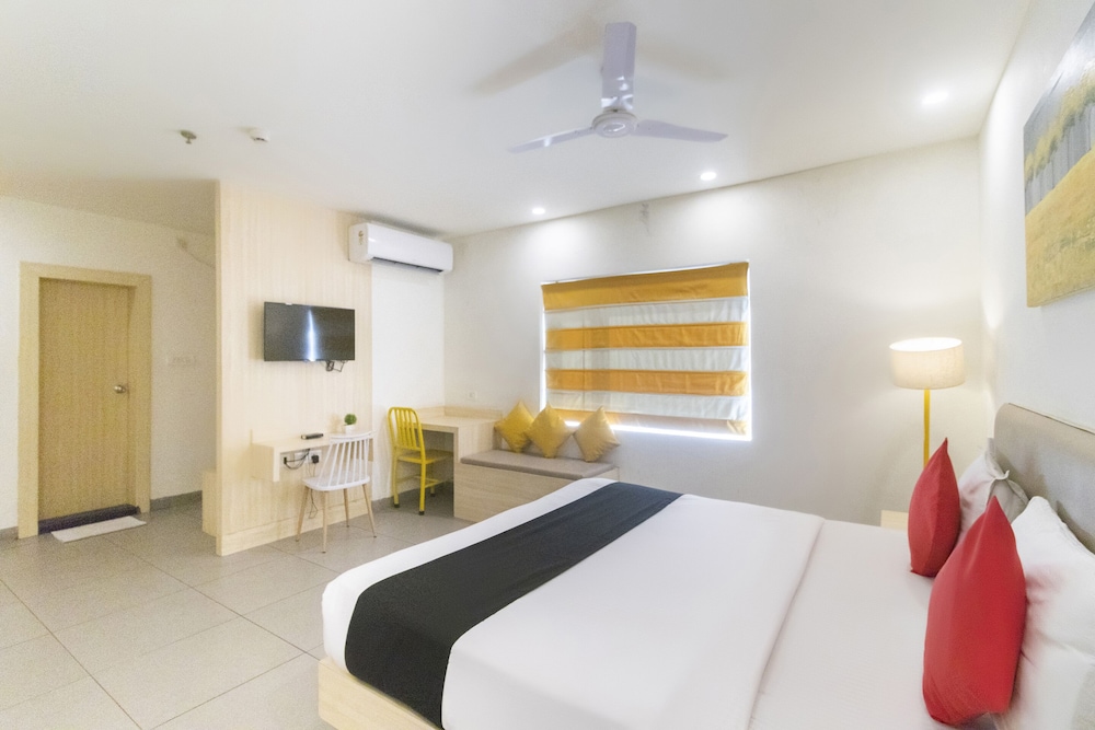OYO 16340 Yellow Hotels